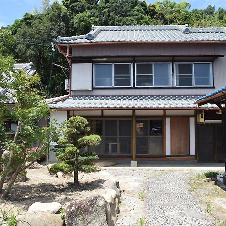 ゲストハウス三軒家 Shirahama Exterior foto